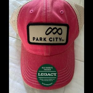 Brand new with tags park city trucker hat